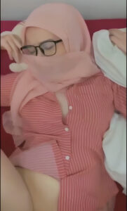 Leia mais sobre o artigo Bokep Jilbab Tobrut DI ewe Merem Melek Keenakan